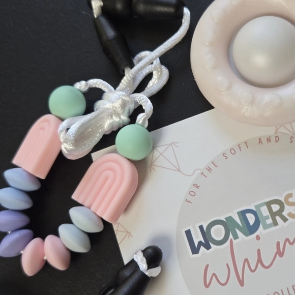 Autism Sensory Oral Teething Necklaces Toys 5 Pieces - Picture 4 of 8